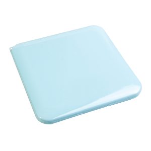 Porta mascarilla de plástico (PP), fabricado con material antibacteriano ISO22196